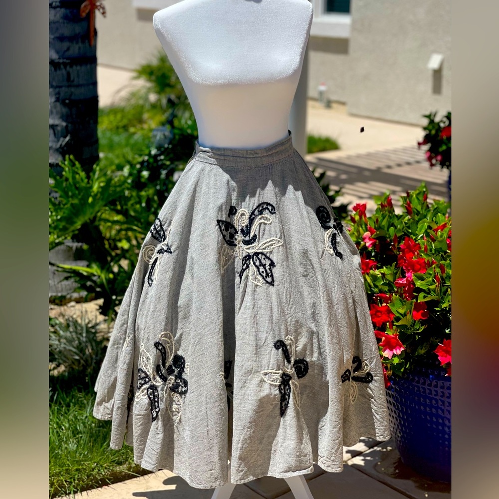 🩶 True Vintage Gray Circle Skirt Sequins L